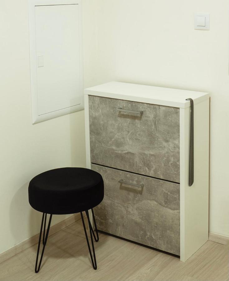Tran Chien Apartment With Free Private Parking Praha Eksteriør bilde